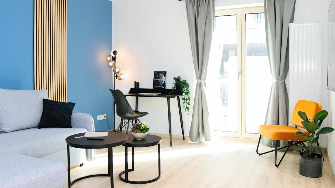 Lightplace • Design • Boxspring • Balkon • 2 Smart Tv •innenstadt