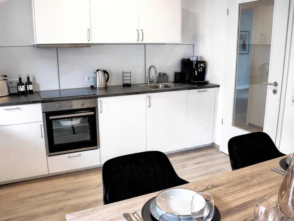 Lightplace • Design • Boxspring • Balkon • 2 Smart Tv •innenstadt *