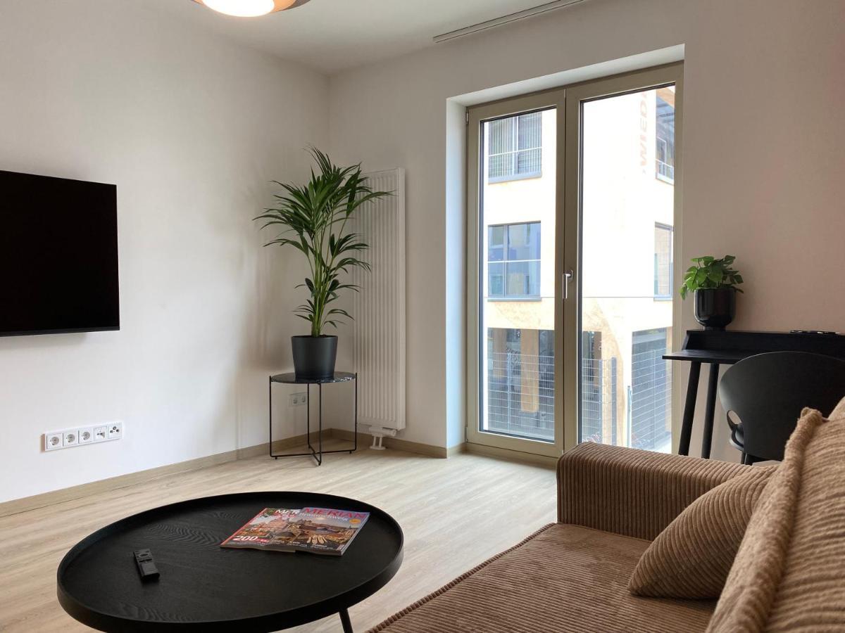 Lightplace • Design • Boxspring • Balkon • 2 Smart Tv •innenstadt Apartment *