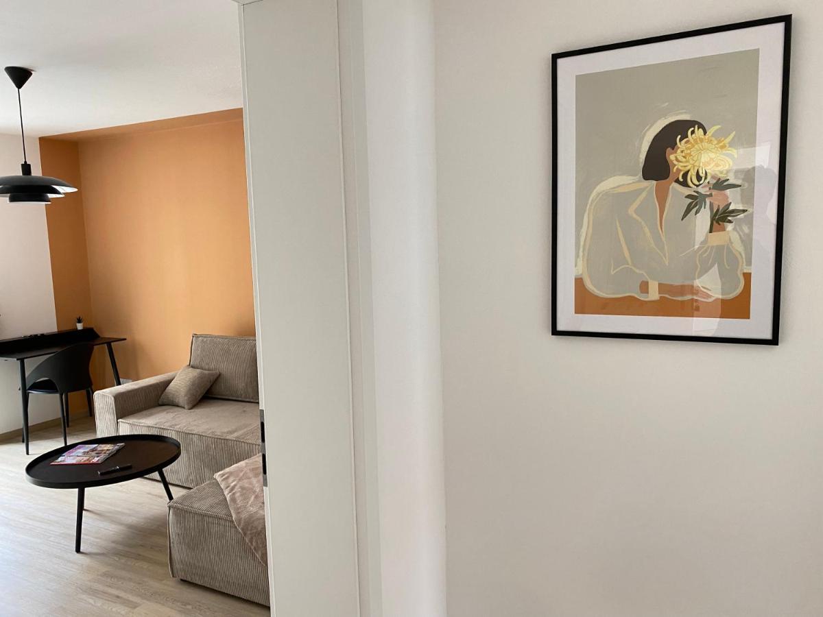 Lightplace • Design • Boxspring • Balkon • 2 Smart Tv •innenstadt